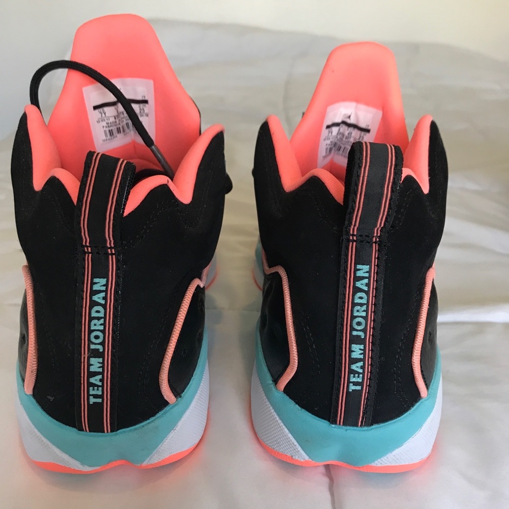 Jordan jump man